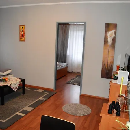 Chill Hill Apartment
