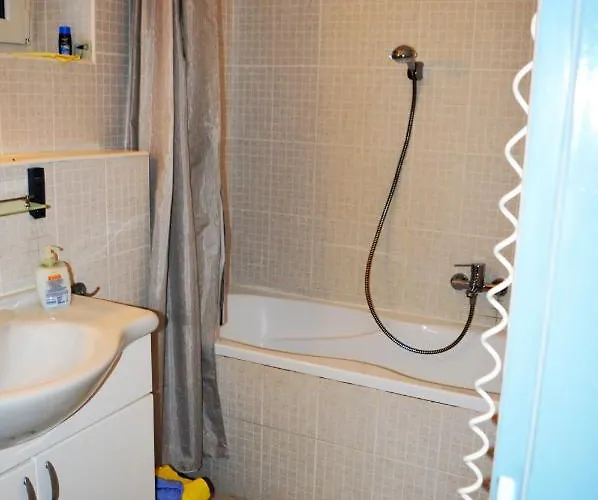 Lägenhet Chill Hill Egerszalók